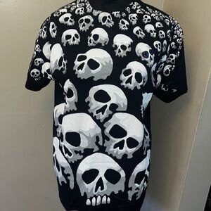 NWOT Skull Liquid Blue Tshirt black with white skulls Size Med